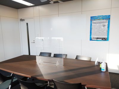 名古屋相続サポートセンター面談テーブルのアクリル板