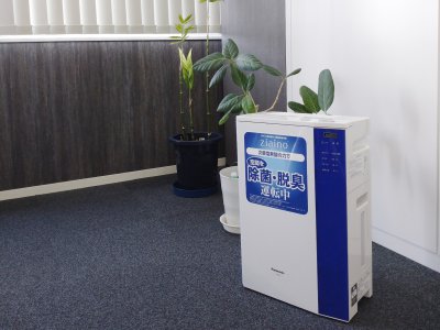相続の名古屋事務所面談室に設置した空気清浄機
